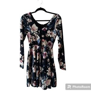 Altar’d State Crushed Velvet Floral Long Sleeve Dress Size Small